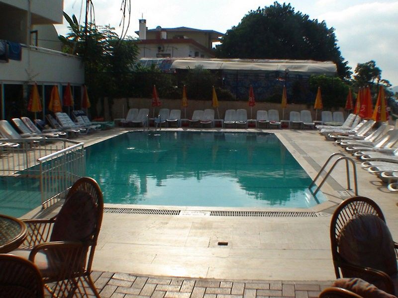 Floria Beach Hotel Alanya Exterior photo