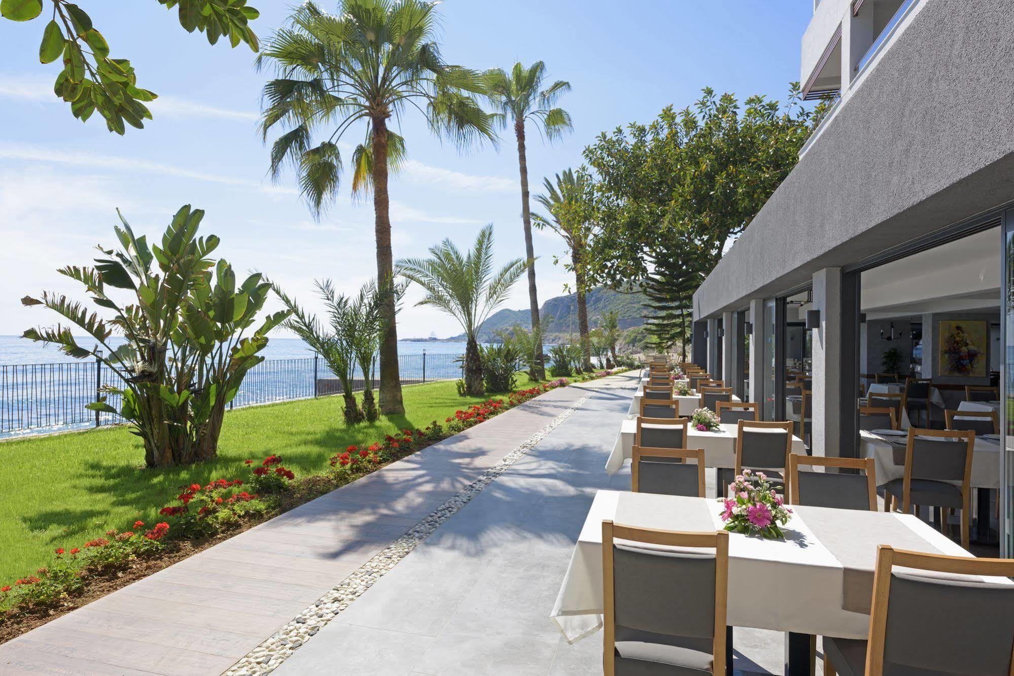 Floria Beach Hotel Alanya Exterior photo